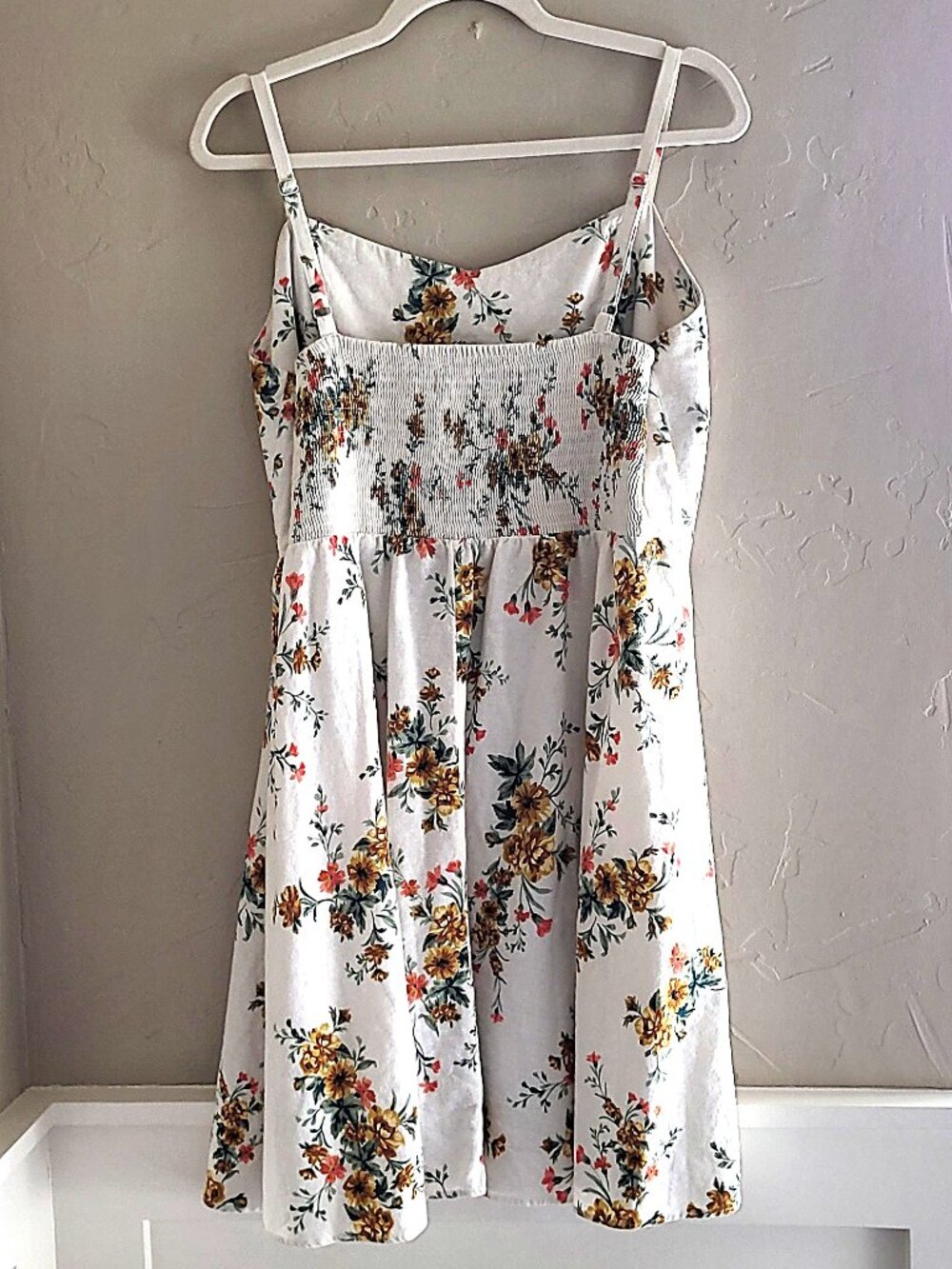Old Navy Knee Length Floral Cami Sundress - Picture 3 of 4